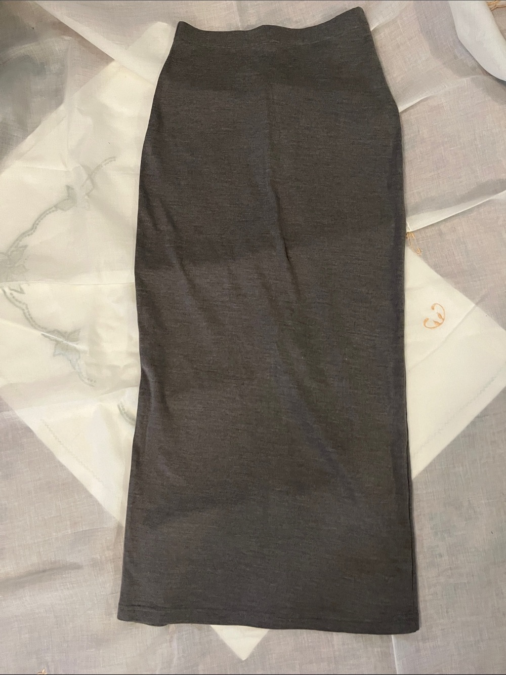 Benetton Classic Gray Wool Pencil Skirt - Women's Sleek Knit